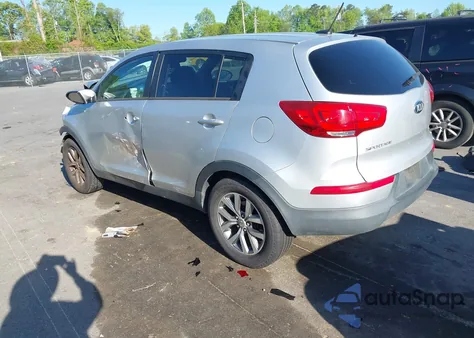 2016 Kia Sportage Lx z USA, uszkodzony, nr VIN KNDPBCAC1G7871624